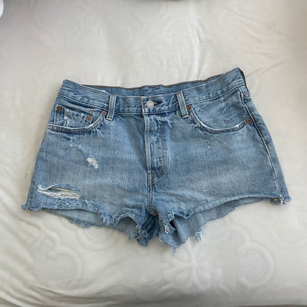 Levi shorts